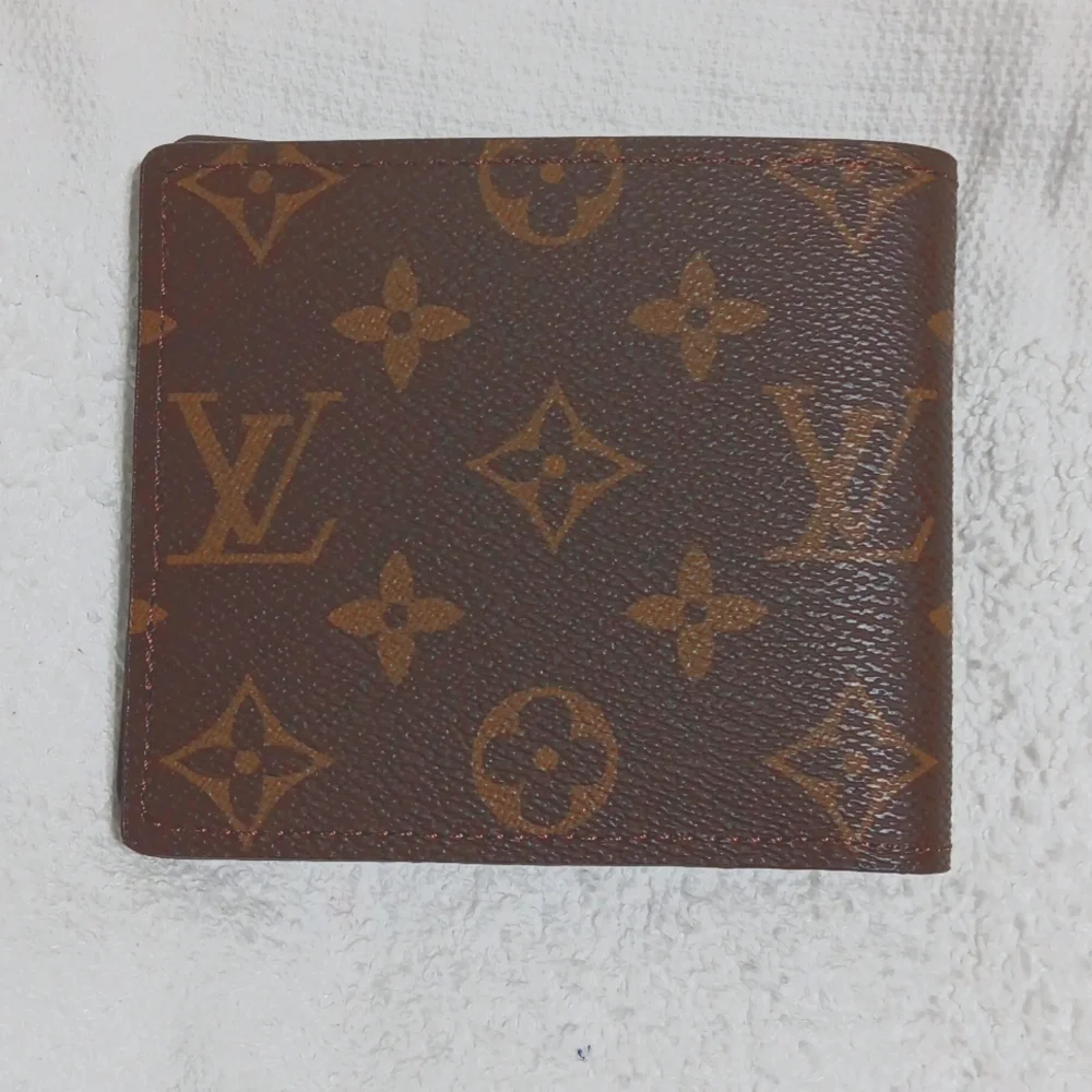 New Classic Monogram Elegant Luxury Fashion Wallet For People With Style